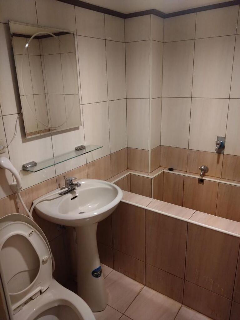 סואו Jinhua Cold Spring Hotel מראה חיצוני תמונה